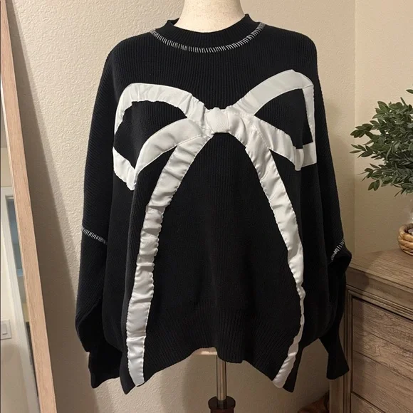 Free People x Tricia Fix Exploded Bow Sweater - Picture 3 of 8